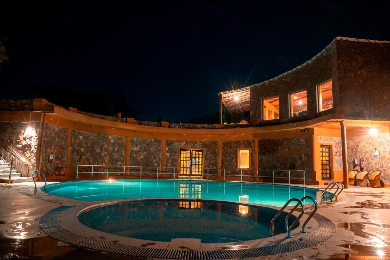 The Fern Ranthambore Forest Resort Rajasthan サワイ・マドプール エクステリア 写真