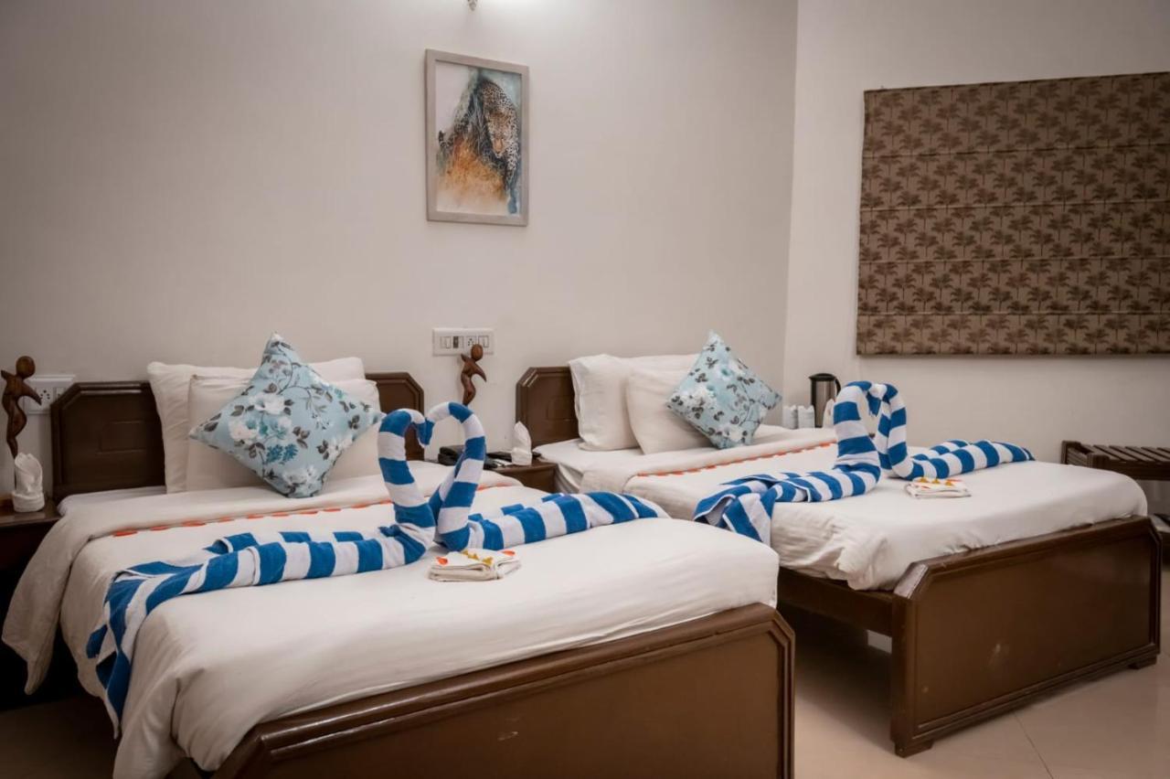 The Fern Ranthambore Forest Resort Rajasthan サワイ・マドプール エクステリア 写真